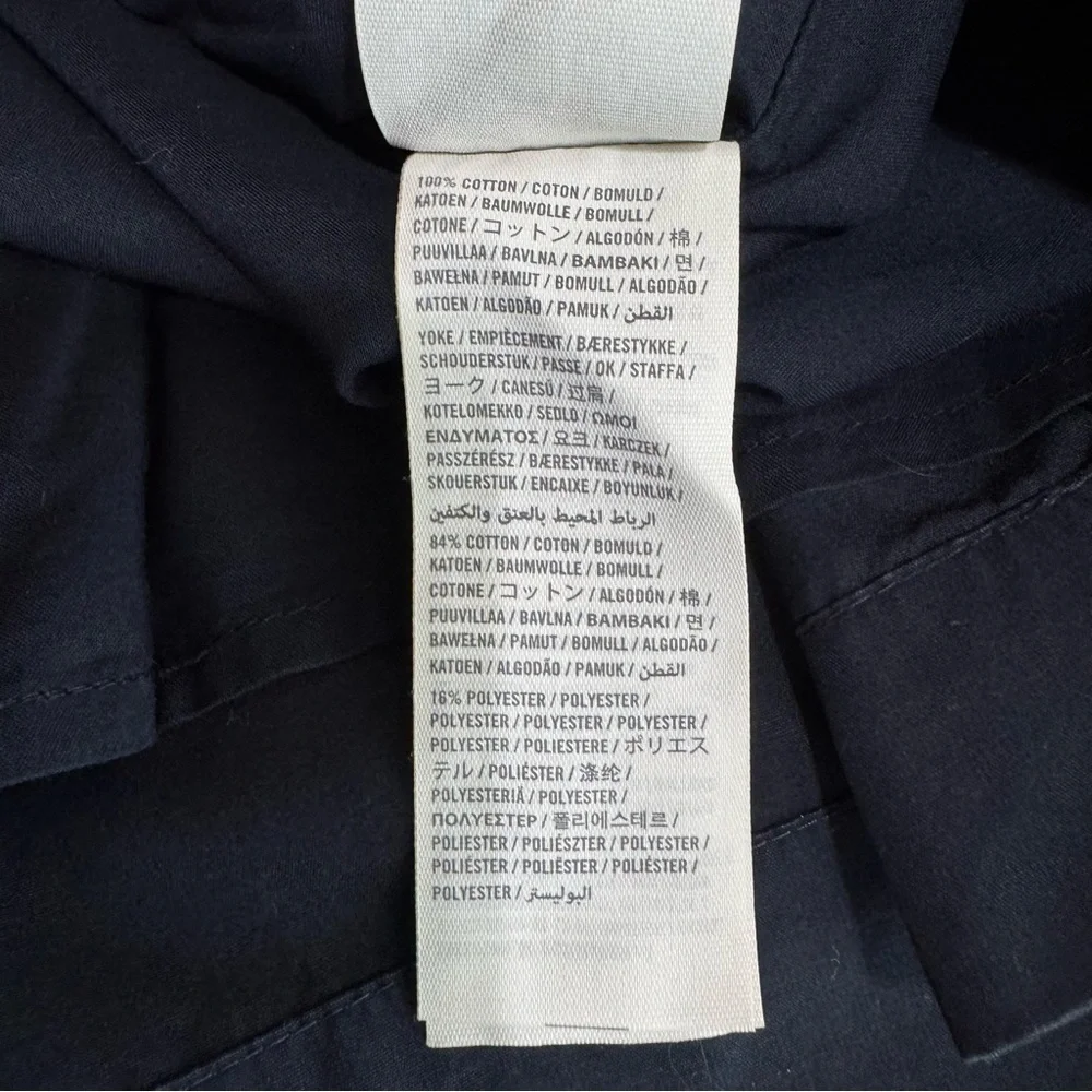 Hollister bust 30”